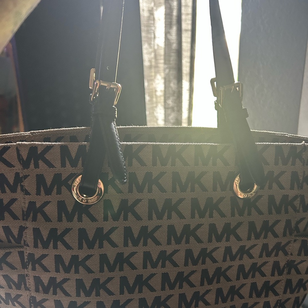 Michael Kors Black and Tan Monogram Tote - Picture 4 of 10